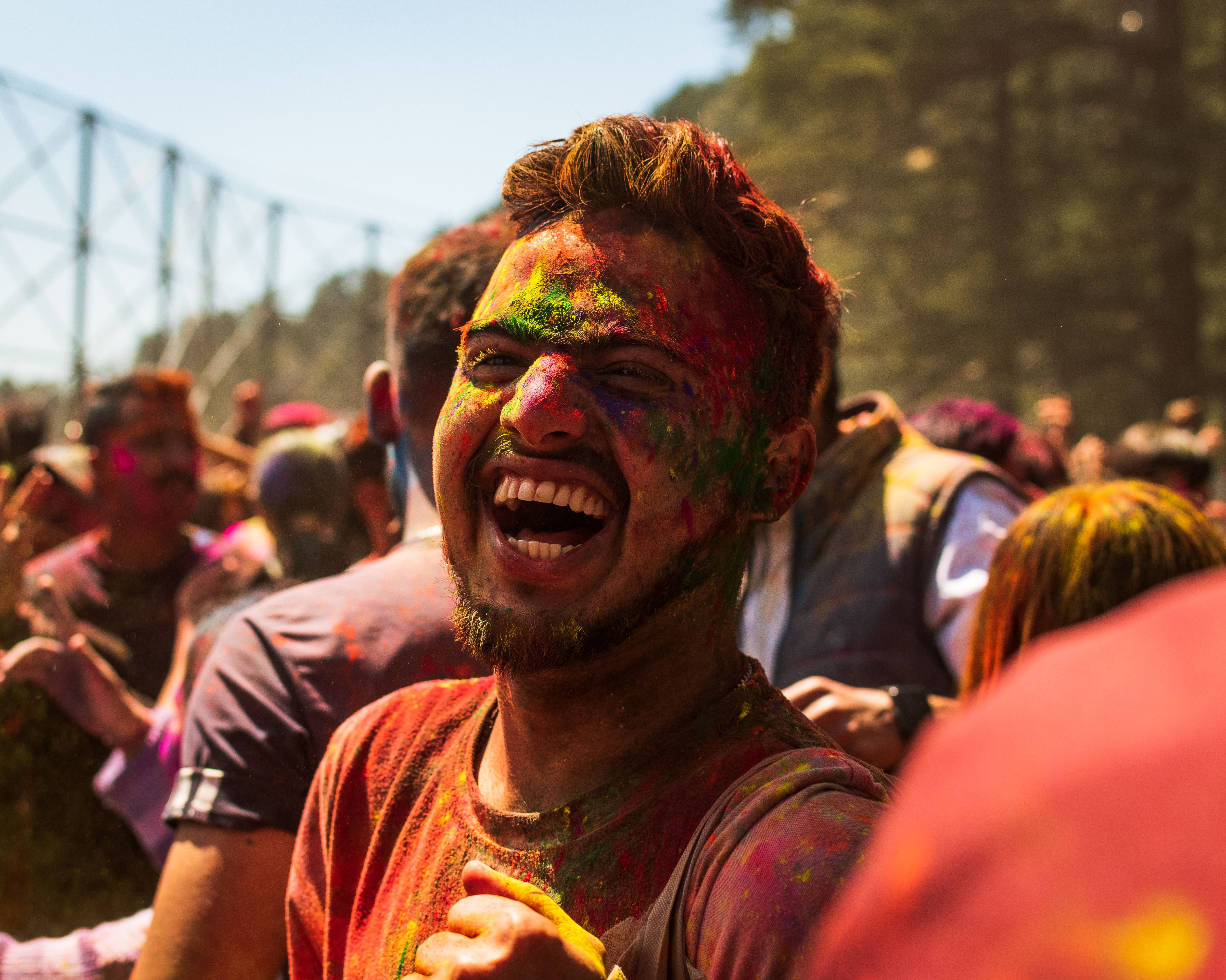 ¿Y si la felicidad no fuera una meta? - EstraMente Medellín